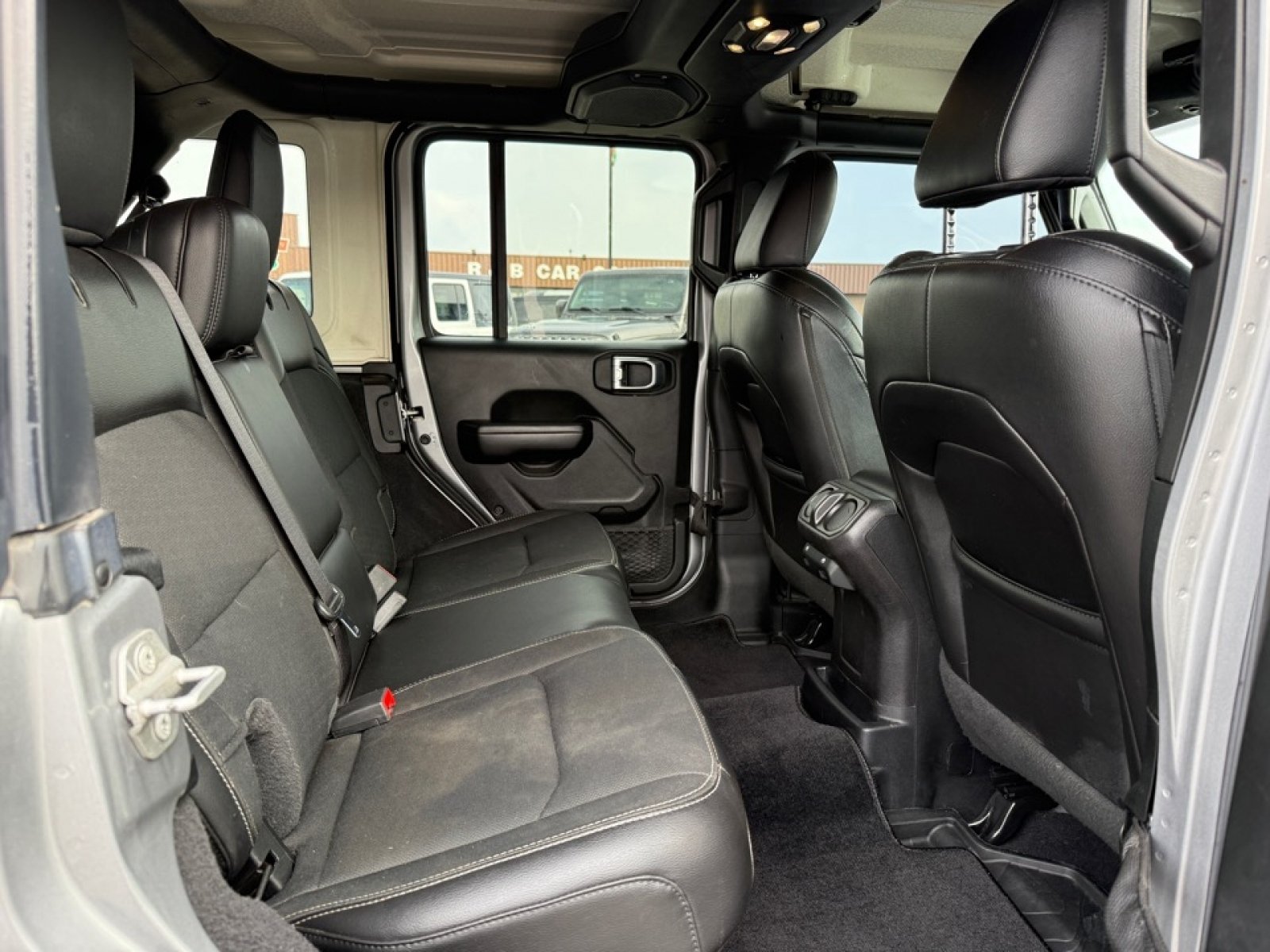 Used 2021 Jeep Wrangler Unlimited Sport AWD/4WD image 25