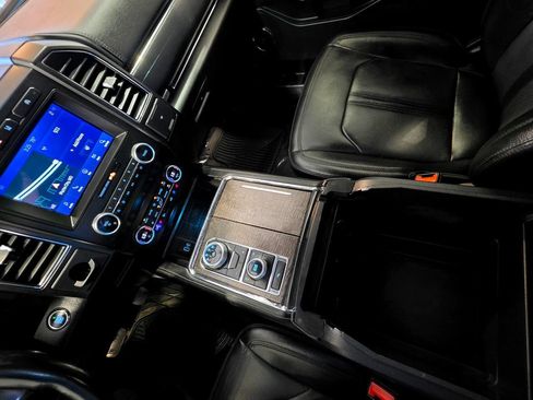 Used 2021 Ford Expedition Limited AWD/4WD image 37