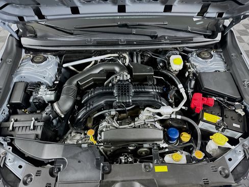 Used 2024 Subaru Crosstrek 2.0i Premium image 31