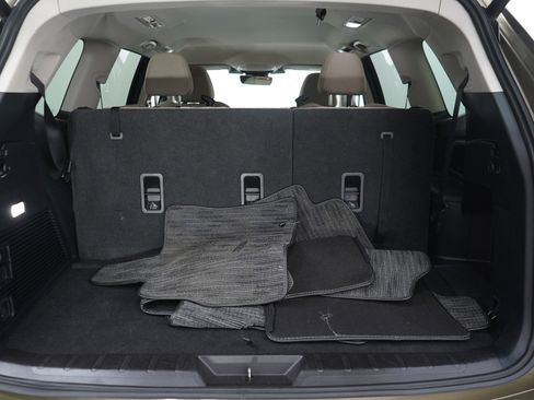 Used 2025 Subaru Ascent Premium AWD/4WD image 9