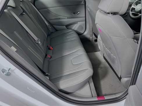 New 2025 Hyundai Elantra SEL FWD image 24