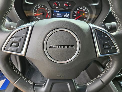 Used 2023 Chevrolet Camaro LT w/ Technology Package image 21
