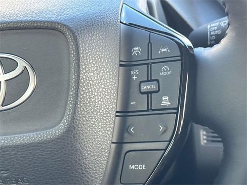 Used 2025 Toyota Prius Limited image 12