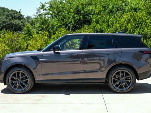 New 2026 Land Rover Range Rover Sport SE AWD/4WD image 14