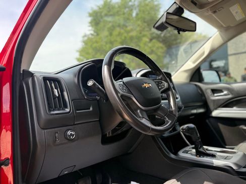 Used 2019 Chevrolet Colorado LT image 7