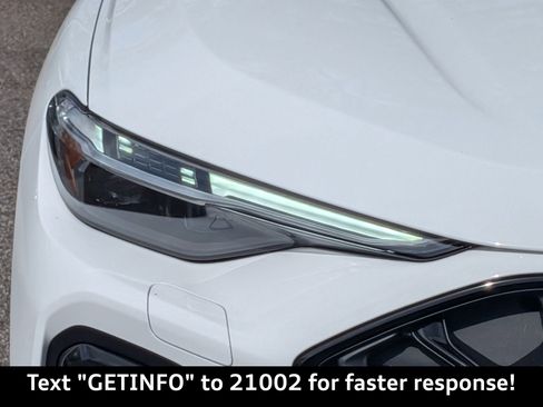 New 2025 Audi SQ5 Prestige image 10