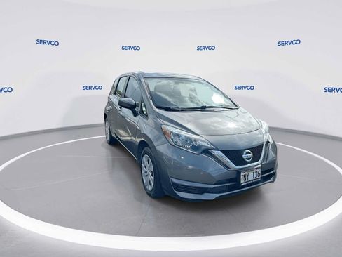 Used 2018 Nissan Versa Note SV FWD image 2