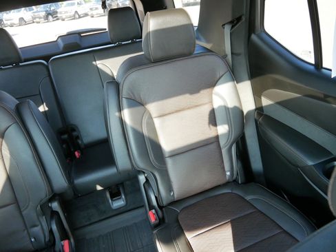 Used 2023 Chevrolet Traverse High Country w/ LPO, Floor Liner Package image 14