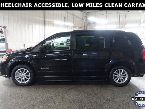 Used 2015 Dodge Grand Caravan SXT w/ UConnect Hands-Free Group image 4