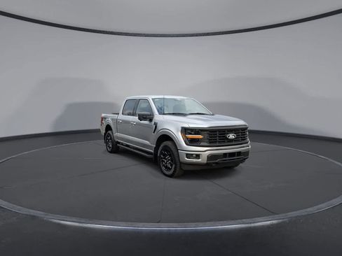 Used 2025 Ford F150 XLT w/ Equipment Group 302A MID image 2