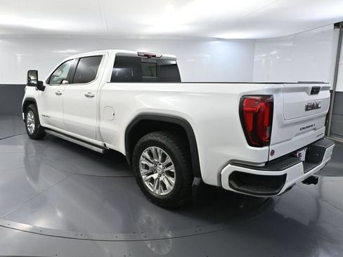 Used 2023 GMC Sierra 1500 Denali w/ Technology Package AWD/4WD image 9