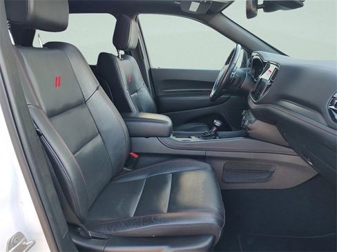 Used 2024 Dodge Durango GT image 34