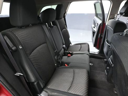 Used 2011 Dodge Journey Mainstreet w/ Safe & Sound Group image 43