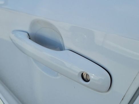 Certified 2025 Toyota Corolla SE image 6