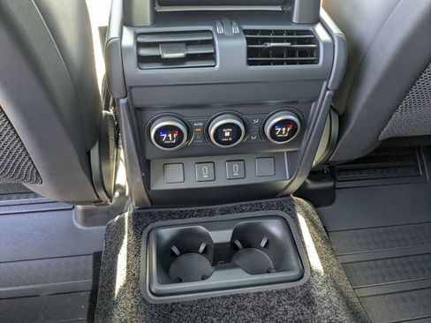 New 2026 Land Rover Defender 130 X-Dynamic SE image 23