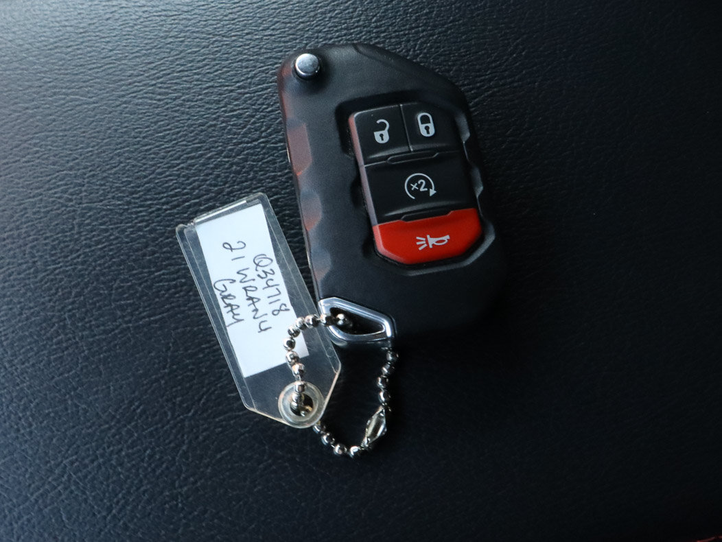 Used 2021 Jeep Wrangler Unlimited Rubicon AWD/4WD image 33