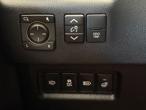 Used 2022 Lexus GX 460 Premium w/ Premium Package AWD/4WD image 31