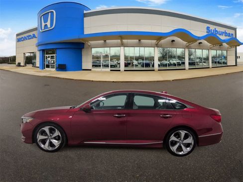 Used 2018 Honda Accord Touring image 5