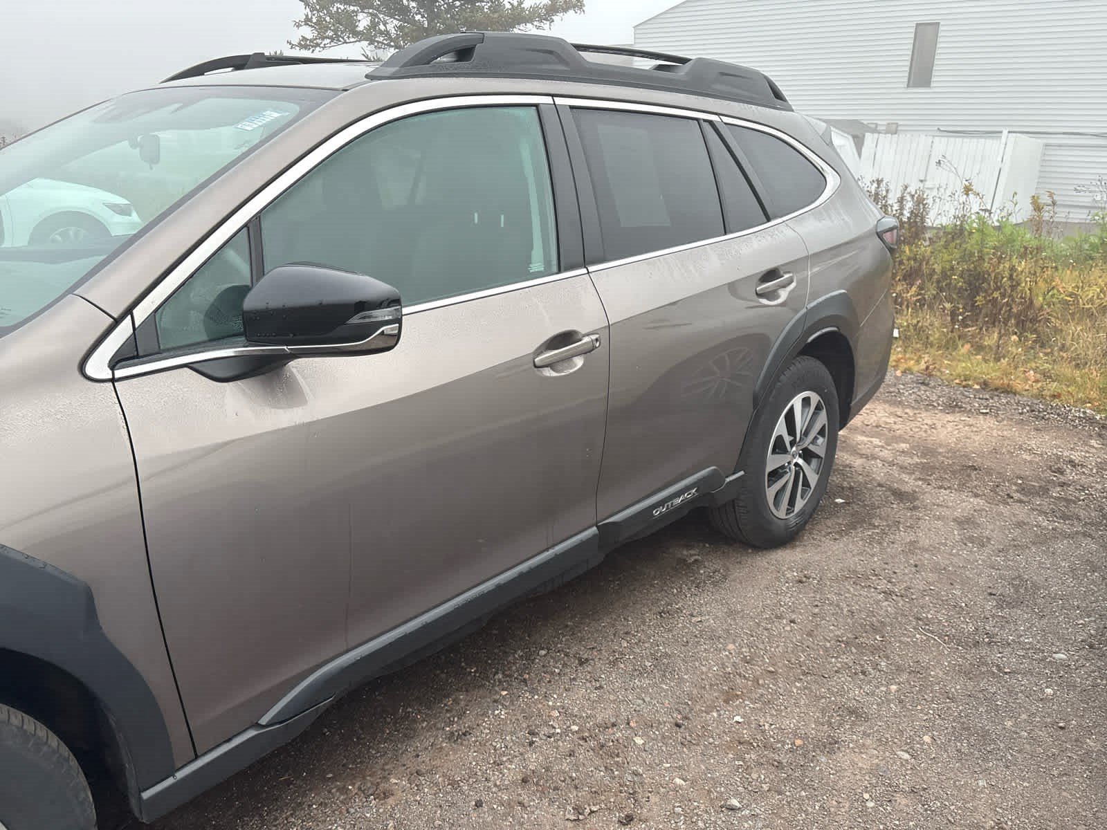 Used 2024 Subaru Outback Premium AWD/4WD image 12