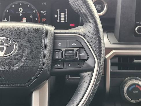 Used 2025 Toyota 4Runner SR5 image 29