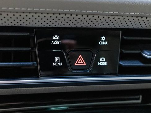 Used 2024 Volkswagen Atlas SEL Premium R-Line AWD/4WD image 28