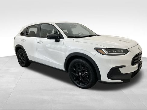 Used 2024 Honda HR-V Sport image 8