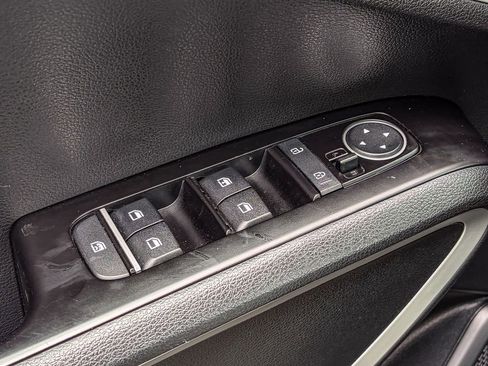 Used 2023 Kia Soul S FWD image 43