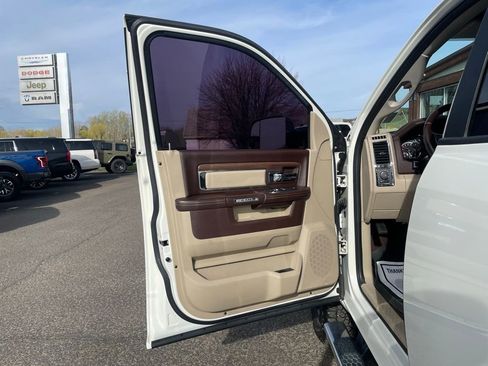 Used 2017 RAM 2500 Laramie AWD/4WD image 16
