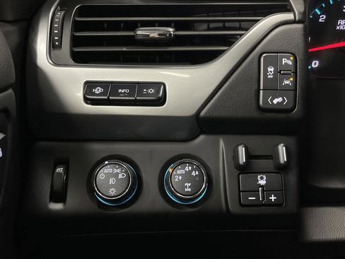 Used 2016 Chevrolet Tahoe LTZ AWD/4WD image 26