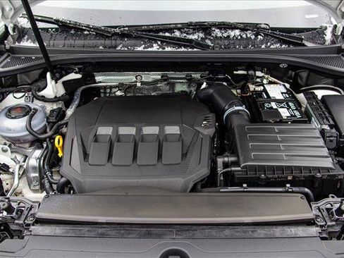 Certified 2025 Audi Q3 2.0T Premium Plus w/ Premium Plus Package image 27