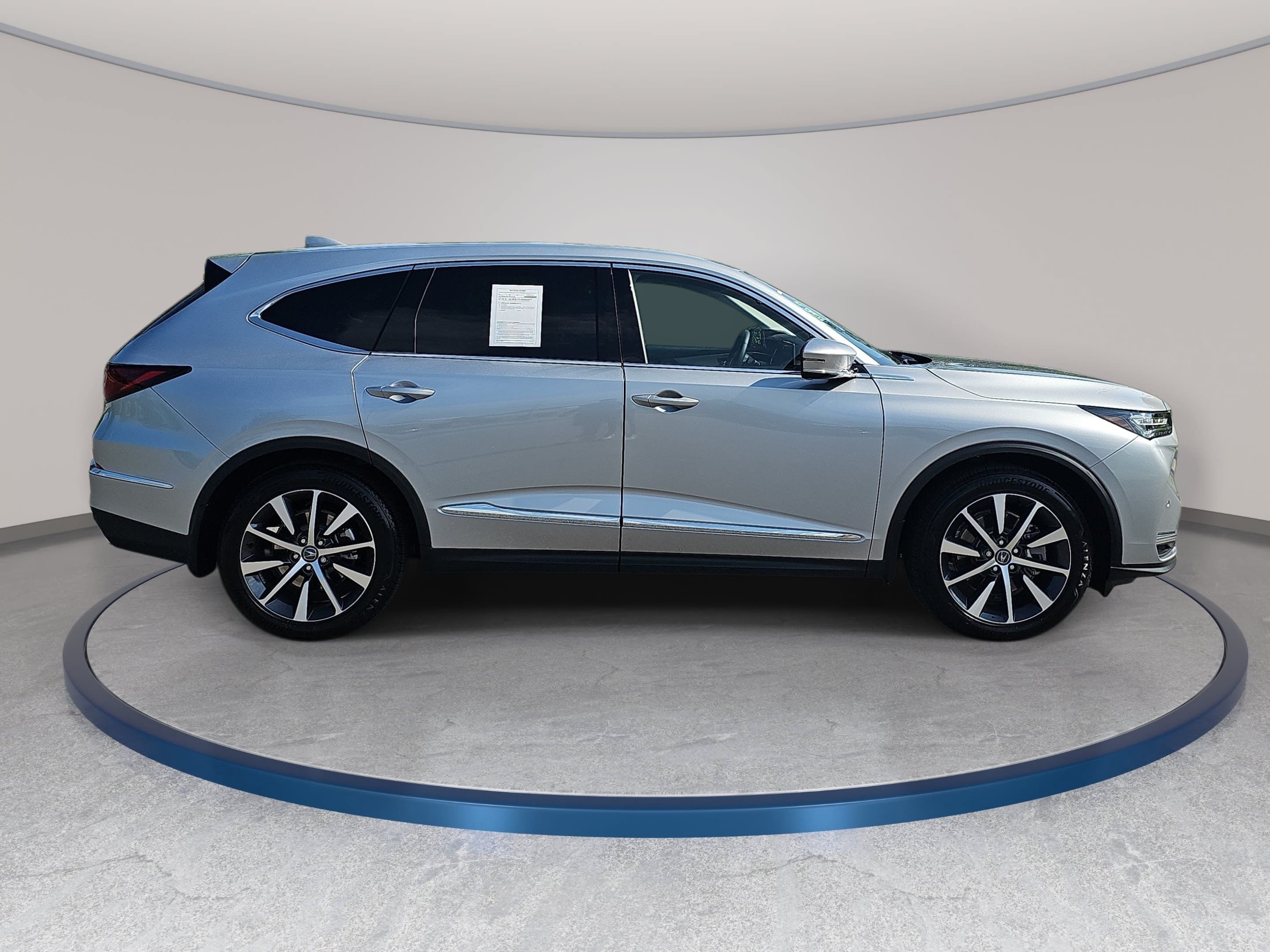 Certified 2026 Acura MDX w/ Technology Package FWD image 4