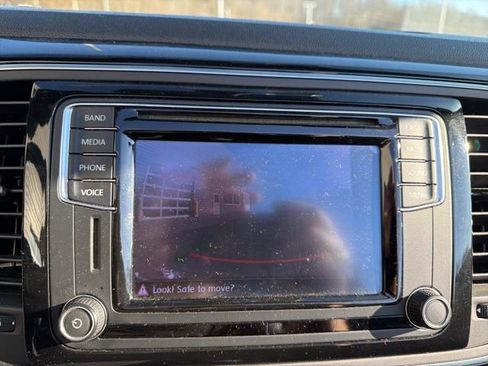 Used 2016 Volkswagen Beetle 1.8T Denim image 20