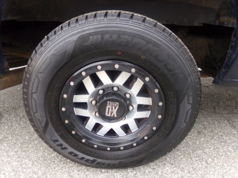 Used 2011 Ford E-350 and Econoline 350 Extended Super Duty w/ Commercial Cargo Van Pkg image 19