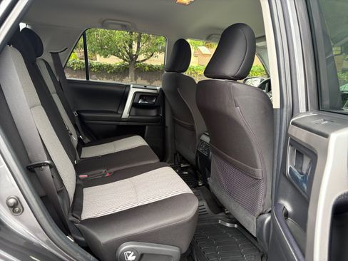 Used 2023 Toyota 4Runner SR5 AWD/4WD image 16