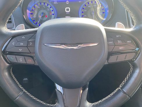 Used 2015 Chrysler 300 S w/ 300S Premium Group image 27