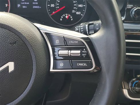 Used 2023 Kia Seltos S w/ Navigation Package image 25