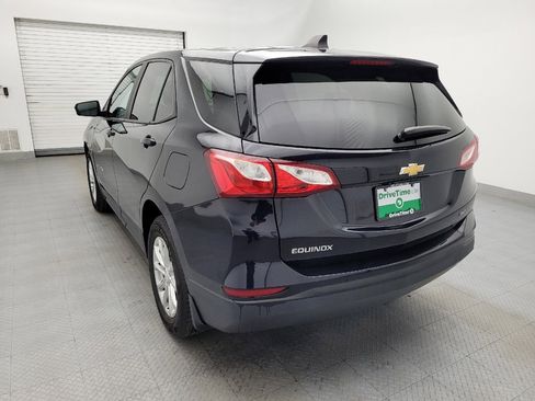 Used 2020 Chevrolet Equinox LS w/ LS Convenience Package image 5
