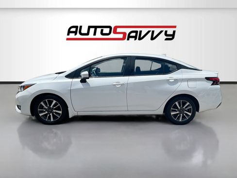 Used 2023 Nissan Versa SV w/ Trunk Package FWD image 4