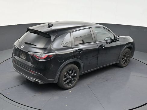 Used 2024 Honda HR-V Sport image 16
