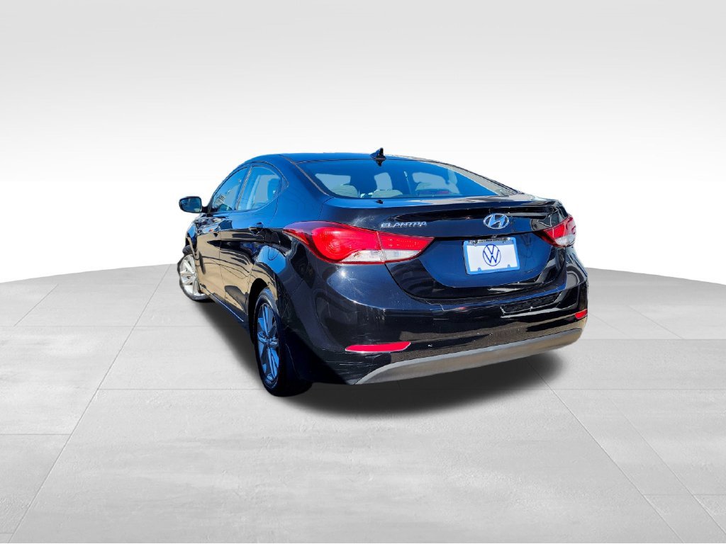 Used 2014 Hyundai Elantra SE w/ Option Group 02 FWD image 4