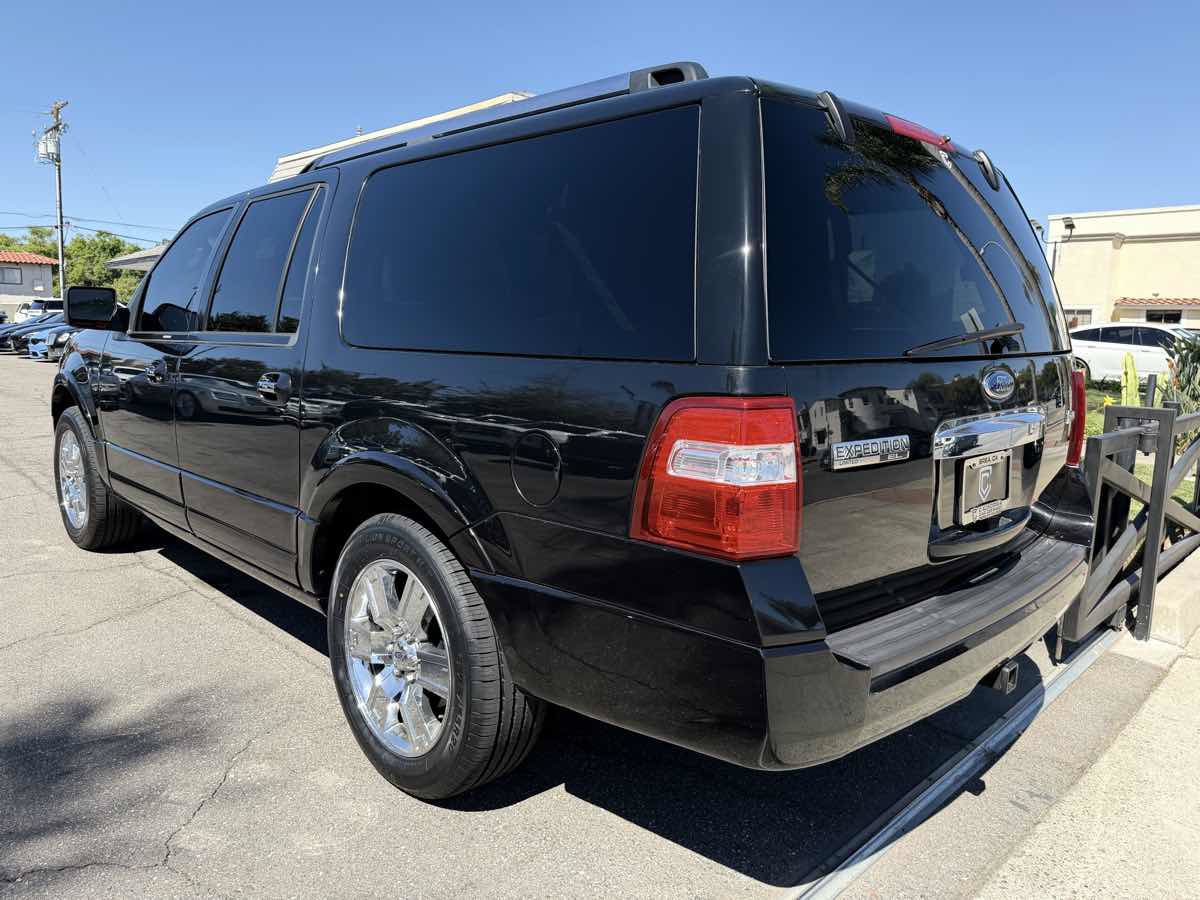 Used 2010 Ford Expedition EL Limited RWD image 4