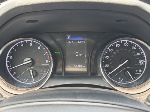 Used 2024 Toyota Camry SE w/ Convenience Package FWD image 18