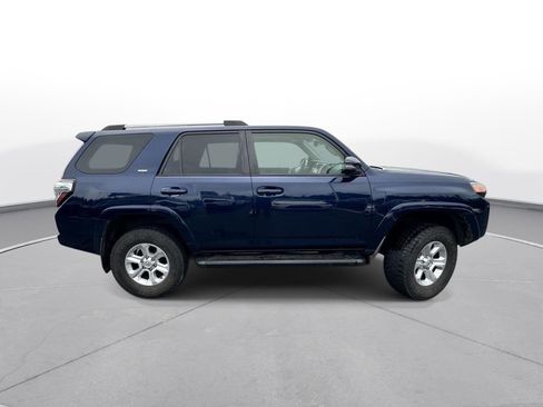 Used 2021 Toyota 4Runner SR5 Premium w/ Moonroof Package AWD/4WD image 5