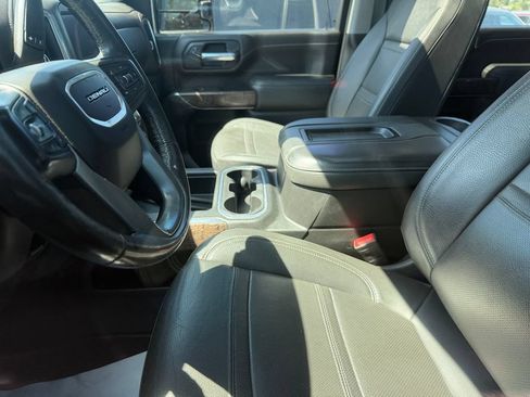 Used 2021 GMC Sierra 2500 Denali w/ Denali Ultimate Package AWD/4WD image 5