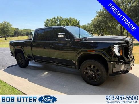 Used 2024 GMC Sierra 2500 AT4 w/ AT4 Premium Plus Package AWD/4WD image 3