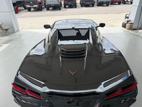 Used 2025 Chevrolet Corvette Z06 RWD image 6