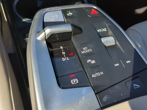 Used 2025 BMW X1 xDrive28i w/ Convenience Package image 60