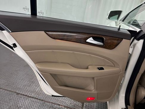 Used 2012 Mercedes-Benz CLS 550 4MATIC image 23