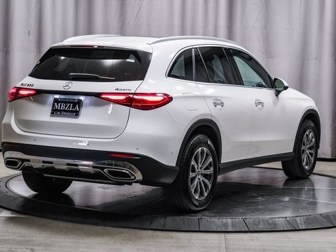 Certified 2025 Mercedes-Benz GLC 300 GLC 300 image 4