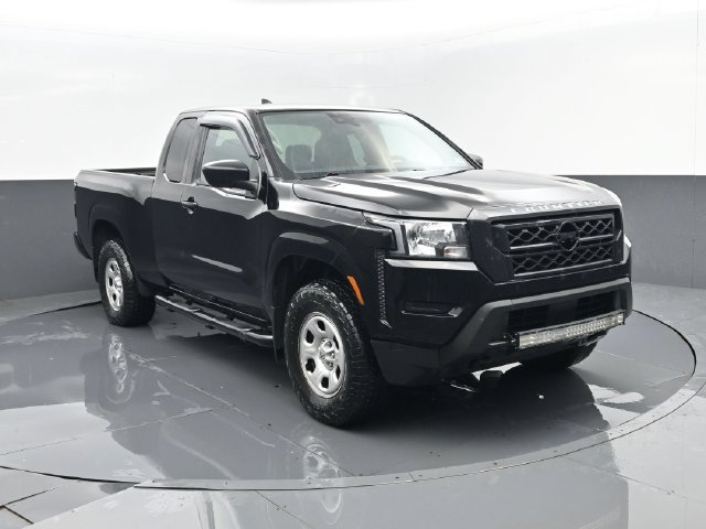 Used 2022 Nissan Frontier S AWD/4WD image 3